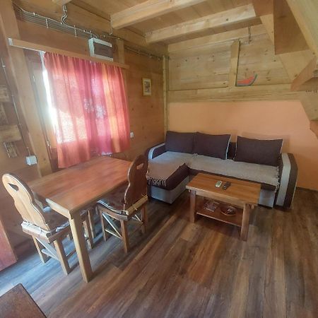 Little Heaven Apartments Jezdici エクステリア 写真